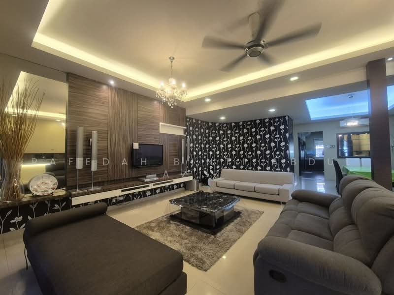 Rumah Teres 2-Tingkat untuk Dijual di Bandar Nusaputra (Puchong) - Rafedah Binti Abdul Aziz - Living Room - PropertyGuru.com.my