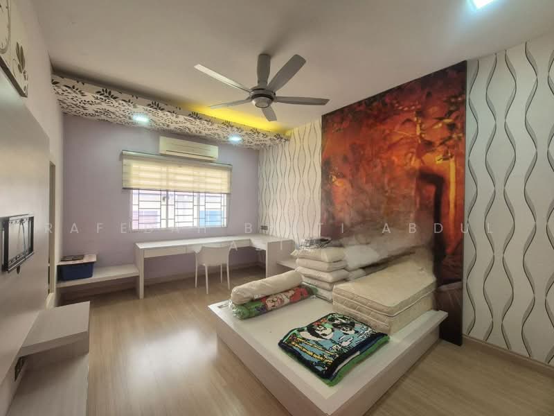 Rumah Teres 2-Tingkat untuk Dijual di Bandar Nusaputra (Puchong) - Rafedah Binti Abdul Aziz - Bedroom - PropertyGuru.com.my