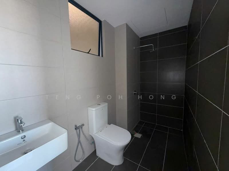 Condominium for Rent at The Jalil (Bayu Jalil) - Teng Poh Hong - Bathroom - PropertyGuru.com.my