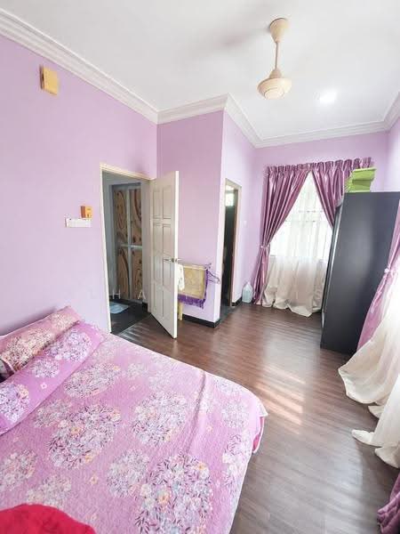Rumah Berkembar untuk Dijual di Ayer Hitam (Johor) - ALHAFIZ AZIS - Bedroom - PropertyGuru.com.my