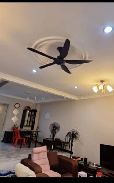 Rumah Teres 2-Tingkat untuk Dijual di Seri Kembangan (Selangor) - Vivi Yap - Living Room - PropertyGuru.com.my