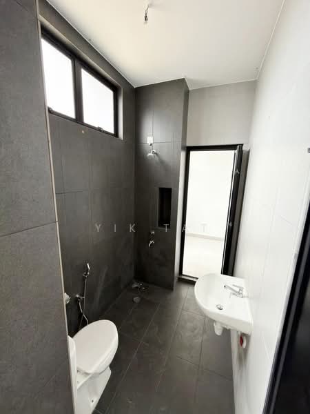 2-storey Terraced House for Sale in Setia Eco Cascadia (Tebrau) - Yik Tat - Bathroom - PropertyGuru.com.my