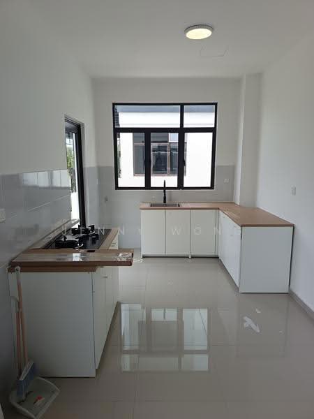 Rumah Bandar untuk Dijual di Eco Grandeur (Puncak Alam) - Jenny Wong - PropertyGuru.com.my