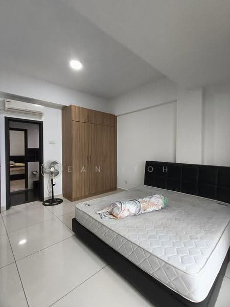 Service Residence for Sale at D'Inspire Residence (Inspira Bestari) - Sean Yeoh - Bedroom - PropertyGuru.com.my