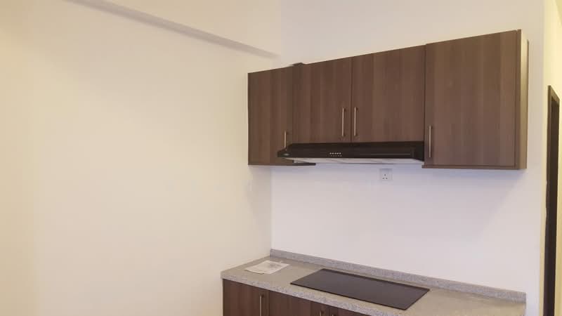 Service Residence for Sale at D'Inspire Residence (Inspira Bestari) - Sean Yeoh - Kitchen - PropertyGuru.com.my