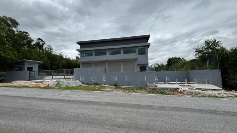 Factory for Rent in Nilai (Negeri Sembilan) - Vincent Tan - Exterior - PropertyGuru.com.my