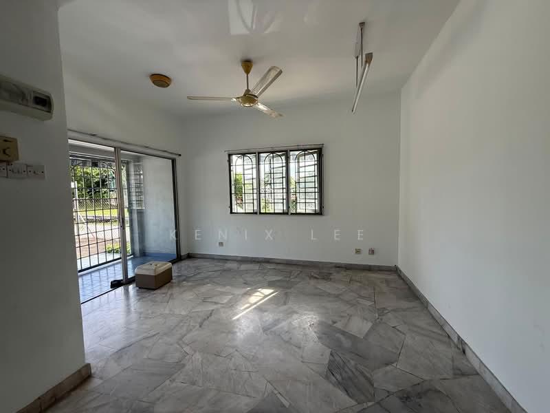 Rumah Teres 2-Tingkat untuk Dijual di Usj 3 (Subang Jaya) - Kenix Lee - Living Room - PropertyGuru.com.my