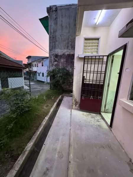 Terraced House for Rent in Taman Mutiara Rini (Skudai) - Steve Seah - Exterior - PropertyGuru.com.my
