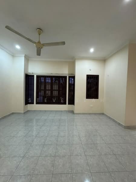 Terraced House for Rent in Taman Mutiara Rini (Skudai) - Steve Seah - Living Room - PropertyGuru.com.my