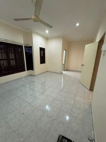 Terraced House for Rent in Taman Mutiara Rini (Skudai) - Steve Seah - Living Room - PropertyGuru.com.my