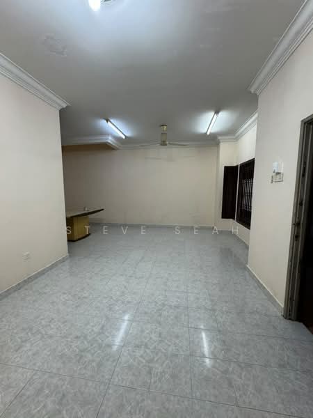 Terraced House for Rent in Taman Mutiara Rini (Skudai) - Steve Seah - Living Room - PropertyGuru.com.my