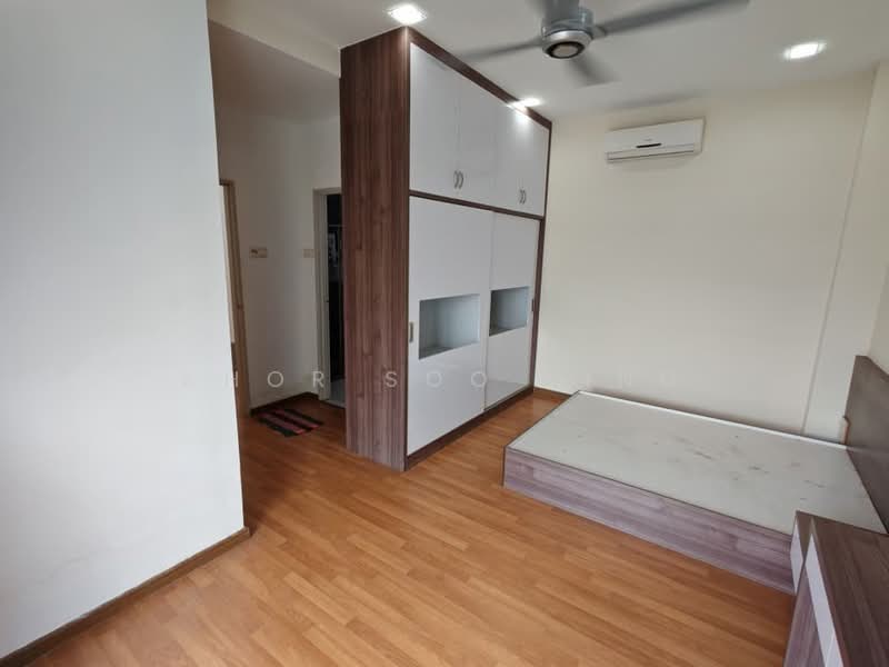Cluster House for Sale in Taman Kempas Indah (Tebrau) - Khor Soo Ling - Bedroom - PropertyGuru.com.my