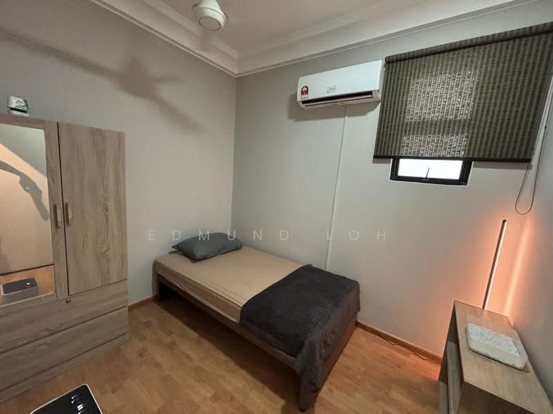 Kediaman Servis untuk Disewa di The Platino Serviced Apartment - Edmund Loh - Bedroom - PropertyGuru.com.my