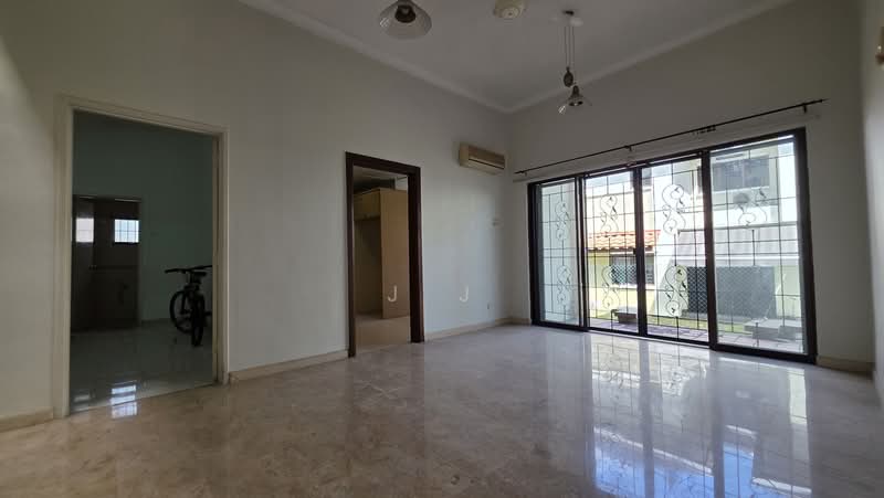 Semi-Detached House for Sale in Kota Kemuning (Shah Alam) - J J - PropertyGuru.com.my