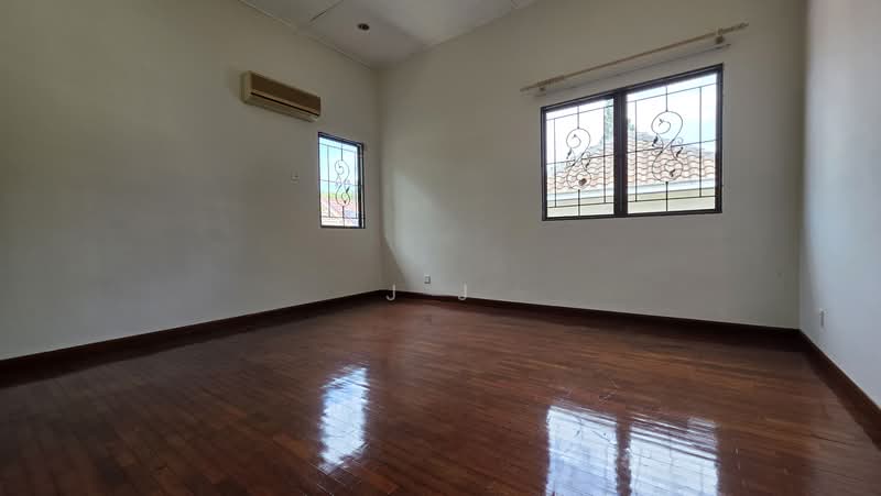 Semi-Detached House for Sale in Kota Kemuning (Shah Alam) - J J - PropertyGuru.com.my