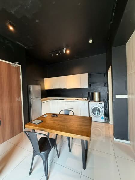 Kediaman Servis untuk Disewa di Cube @ One South - Michelle Loke - Kitchen - PropertyGuru.com.my