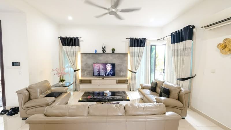 Semi-Detached House for Sale in Lepironia Gardens (Cyberjaya) - Rafedah Binti Abdul Aziz - Living Room - PropertyGuru.com.my