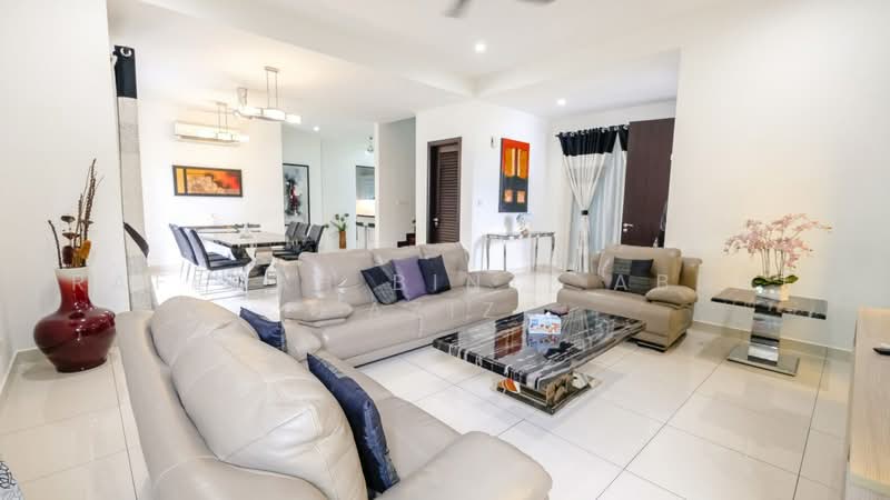 Semi-Detached House for Sale in Lepironia Gardens (Cyberjaya) - Rafedah Binti Abdul Aziz - Living Room - PropertyGuru.com.my