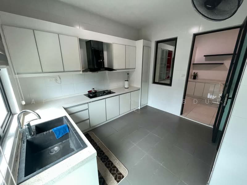 Semi-Detached House for Sale in Lepironia Gardens (Cyberjaya) - Rafedah Binti Abdul Aziz - Kitchen - PropertyGuru.com.my