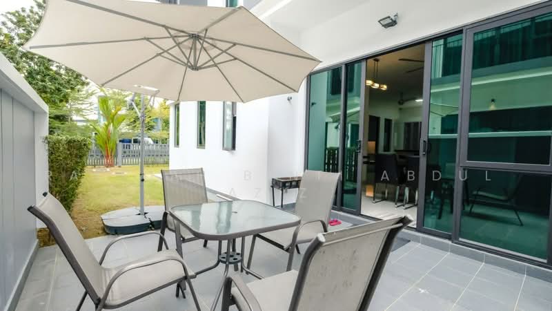 Semi-Detached House for Sale in Lepironia Gardens (Cyberjaya) - Rafedah Binti Abdul Aziz - Exterior - PropertyGuru.com.my