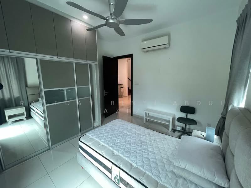 Semi-Detached House for Sale in Lepironia Gardens (Cyberjaya) - Rafedah Binti Abdul Aziz - Bedroom - PropertyGuru.com.my