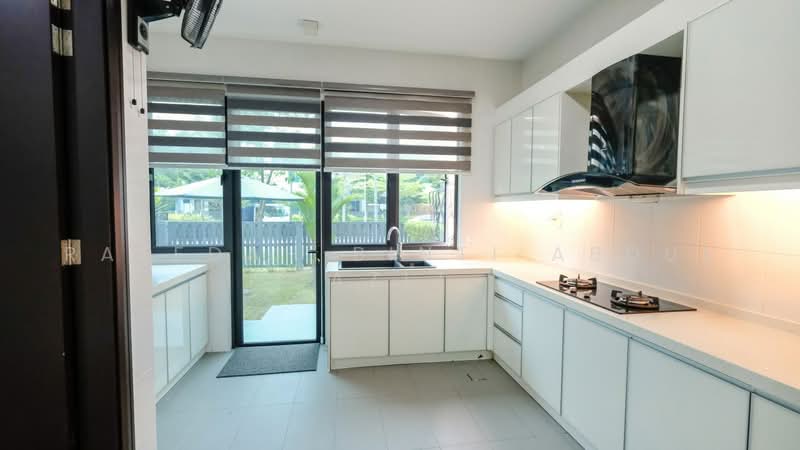 Semi-Detached House for Sale in Lepironia Gardens (Cyberjaya) - Rafedah Binti Abdul Aziz - Kitchen - PropertyGuru.com.my