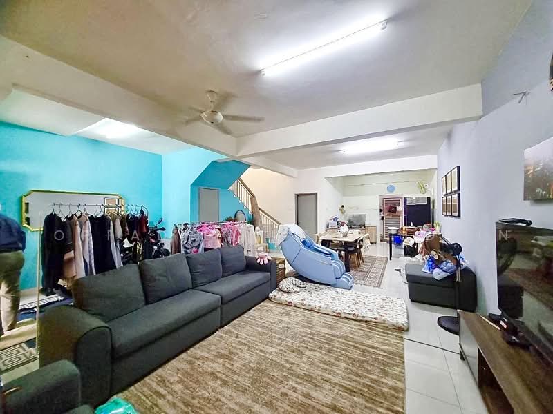 Terraced House for Sale in Aman Putri (Sungai Buloh) - NORFADILAH ZAINUDDIN - Living Room - PropertyGuru.com.my