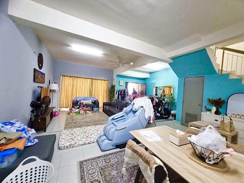 Terraced House for Sale in Aman Putri (Sungai Buloh) - NORFADILAH ZAINUDDIN - Living Room - PropertyGuru.com.my