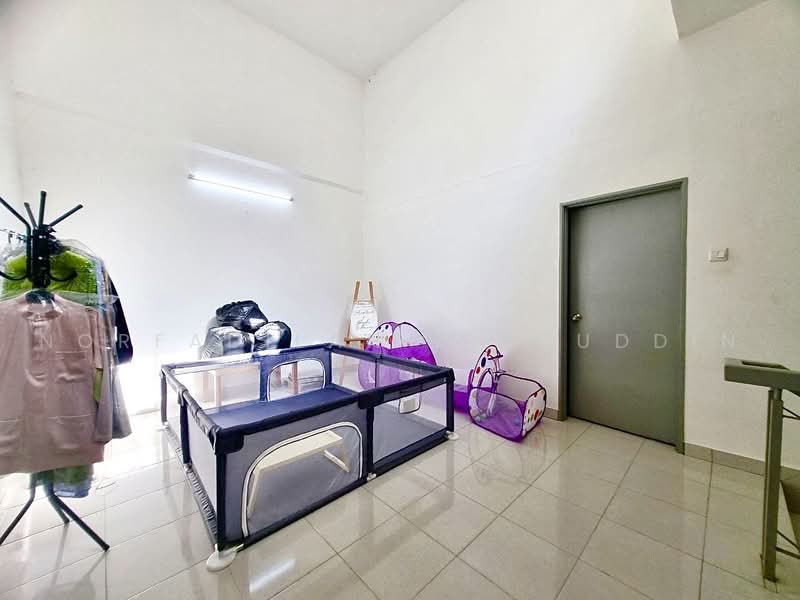 Terraced House for Sale in Aman Putri (Sungai Buloh) - NORFADILAH ZAINUDDIN - Interior - PropertyGuru.com.my