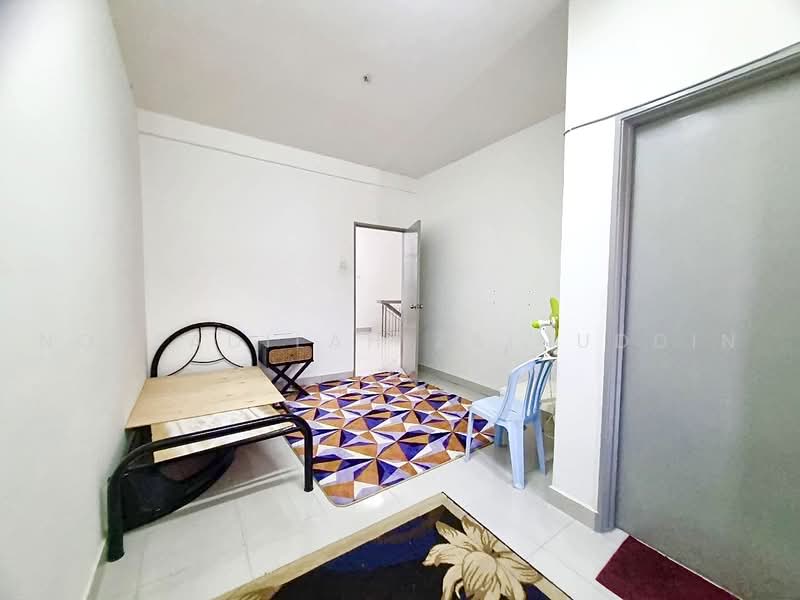 Terraced House for Sale in Aman Putri (Sungai Buloh) - NORFADILAH ZAINUDDIN - Bedroom - PropertyGuru.com.my