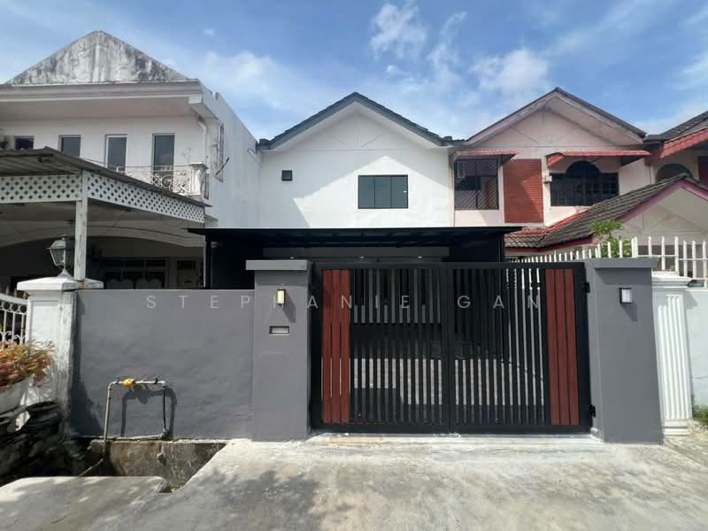 2-storey Terraced House for Sale in Taman Sri Skudai (Skudai) - Stephanie Gan - Exterior - PropertyGuru.com.my
