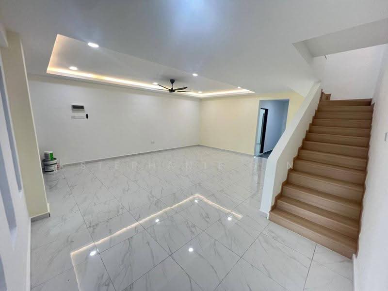 2-storey Terraced House for Sale in Taman Sri Skudai (Skudai) - Stephanie Gan - Living Room - PropertyGuru.com.my