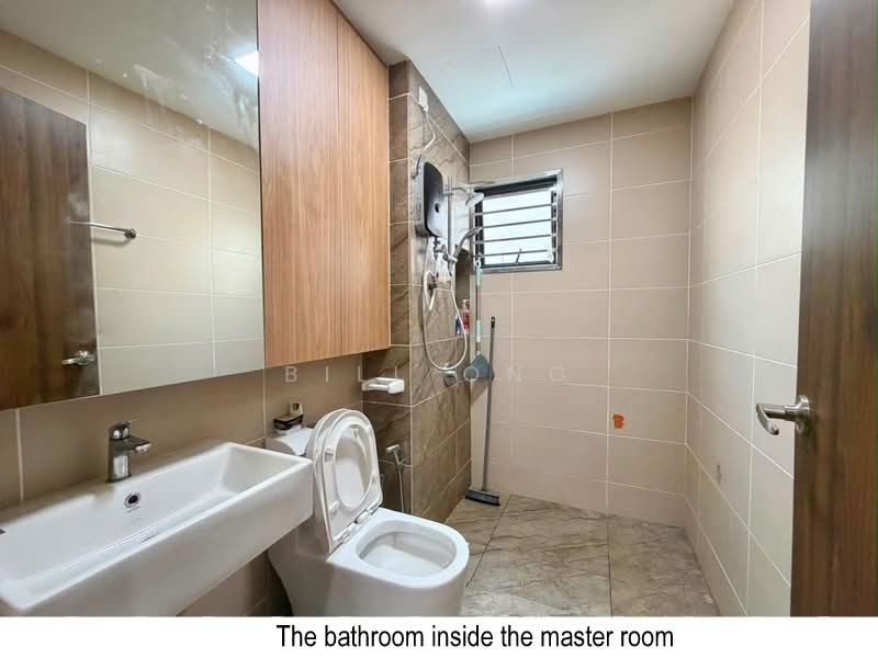 Kediaman Servis untuk Dijual di Veranda Residence - Bill Ong - Bathroom - PropertyGuru.com.my
