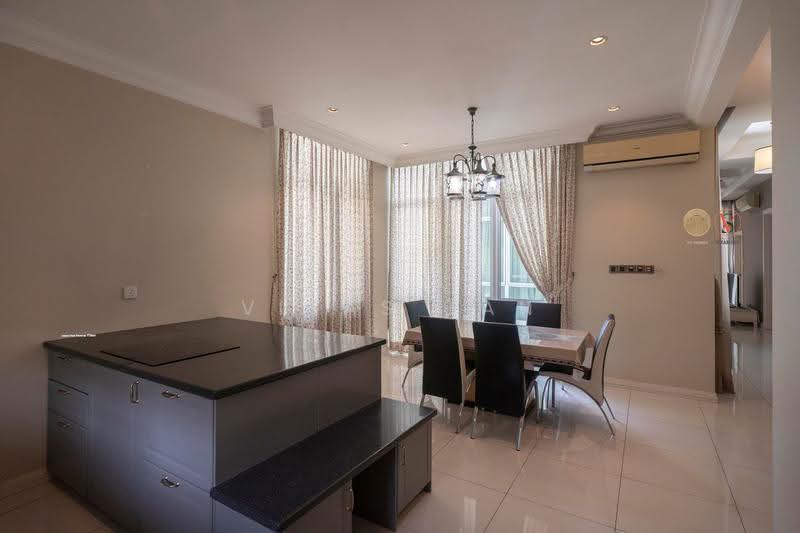 Semi-Detached House for Sale in Setia Eco Park (Setia Alam) - Vitas Tan - Kitchen - PropertyGuru.com.my