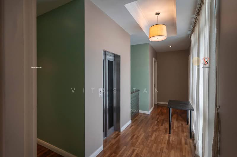 Semi-Detached House for Sale in Setia Eco Park (Setia Alam) - Vitas Tan - Corridor - PropertyGuru.com.my