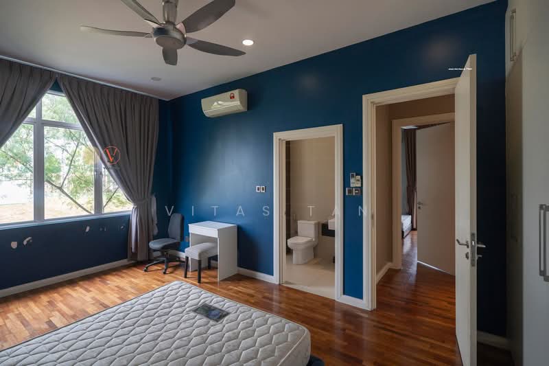 Semi-Detached House for Sale in Setia Eco Park (Setia Alam) - Vitas Tan - Bedroom - PropertyGuru.com.my