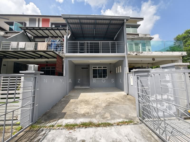 2.5-storey Terraced House for Rent in Taman Scientex Pasir Gudang (Pasir Gudang) - Niyaz Roslan - PropertyGuru.com.my