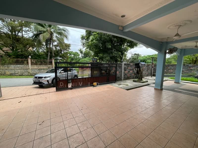 Bungalow House for Sale in Bandar Country Homes (Rawang) - David Lee - Exterior - PropertyGuru.com.my