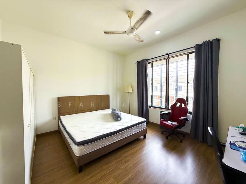 2-storey Terraced House for Sale in Elmina (Shah Alam) - Isfarizal fazz - Bedroom - PropertyGuru.com.my