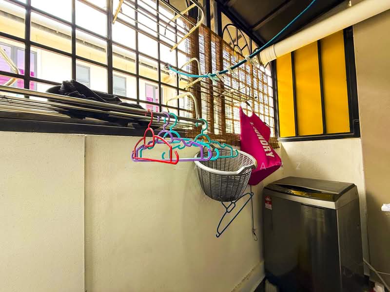 2-storey Terraced House for Sale in Elmina (Shah Alam) - Isfarizal fazz - Balcony - PropertyGuru.com.my