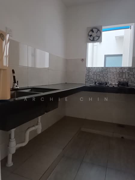 Rumah Teres 3-Tingkat untuk Dijual di Seri Kembangan (Selangor) - Archie Chin - Kitchen - PropertyGuru.com.my