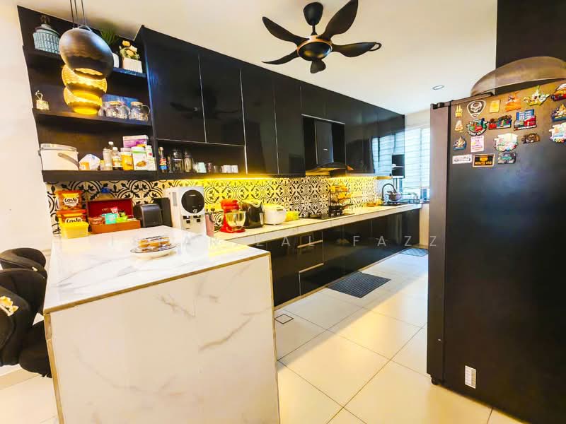 2-storey Terraced House for Sale in Elmina (Shah Alam) - Isfarizal fazz - Kitchen - PropertyGuru.com.my