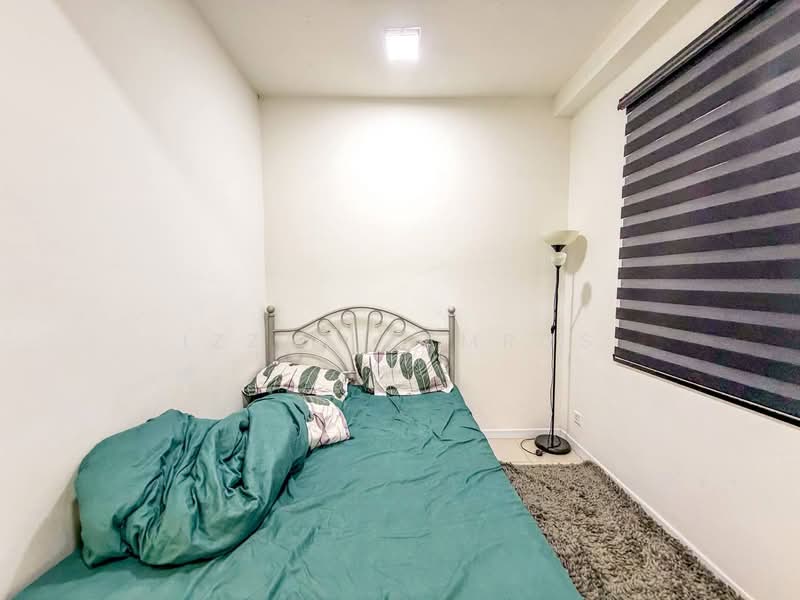 Kondominium untuk Dijual di Paragon 3 - Izzat Zamros - Bedroom - PropertyGuru.com.my
