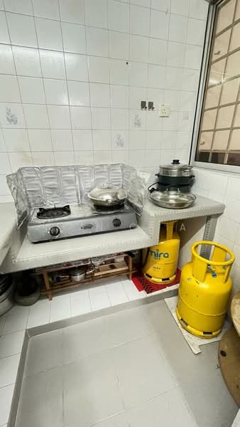 Rumah Teres 2-Tingkat untuk Disewa di Sea Park (Petaling Jaya) - Alan Chia - Kitchen - PropertyGuru.com.my