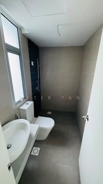 Kediaman Servis untuk Disewa di MIRAI Residences - Peter Tan - Bathroom - PropertyGuru.com.my