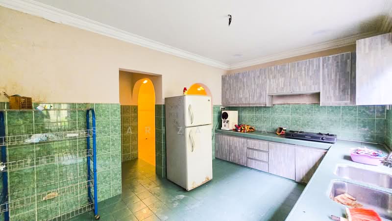 2-storey Terraced House for Sale in Seksyen 13 (Shah Alam) - Isfarizal fazz - Kitchen - PropertyGuru.com.my