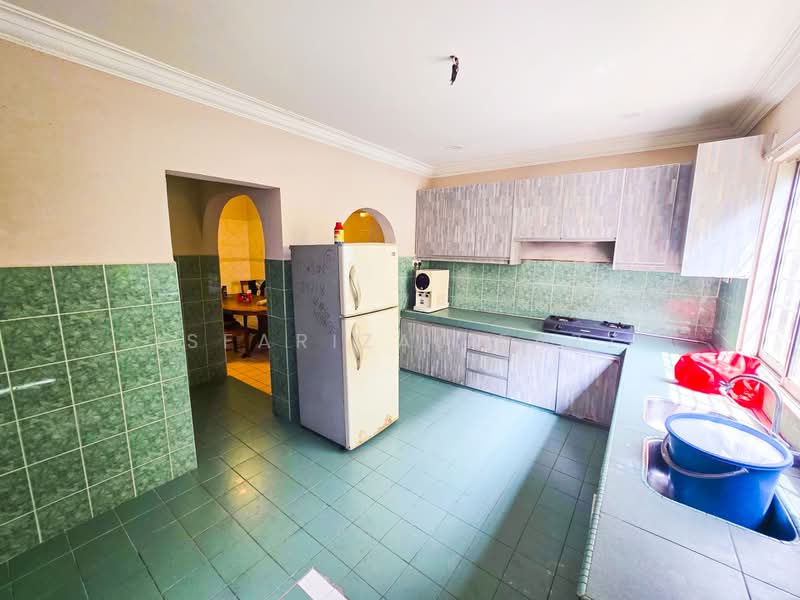 2-storey Terraced House for Sale in Seksyen 13 (Shah Alam) - Isfarizal fazz - Kitchen - PropertyGuru.com.my