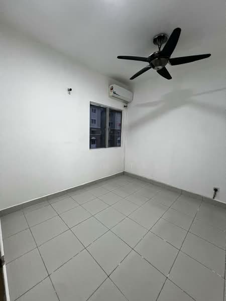 Apartment for Rent at Pangsapuri Akasia (Bandar Botanic) - John Tee - Interior - PropertyGuru.com.my