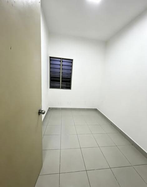 Apartment for Rent at Pangsapuri Akasia (Bandar Botanic) - John Tee - Interior - PropertyGuru.com.my