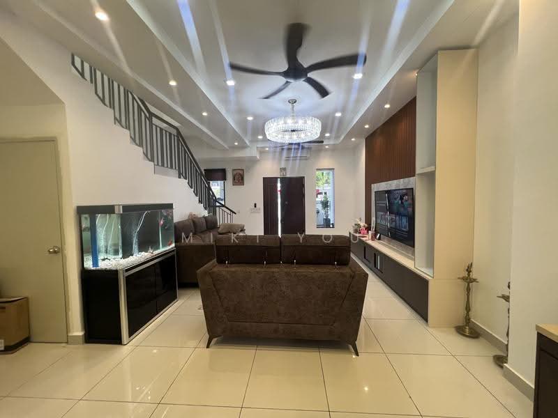 2-storey Terraced House for Rent in Telok Panglima Garang (Selangor) - Miki You - Living Room - PropertyGuru.com.my